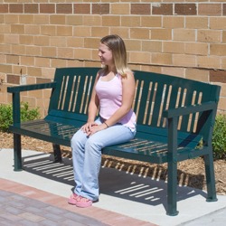 Benches & Picnic Tables